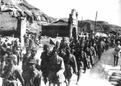 毛泽东在解放战争期间为何放弃延安？