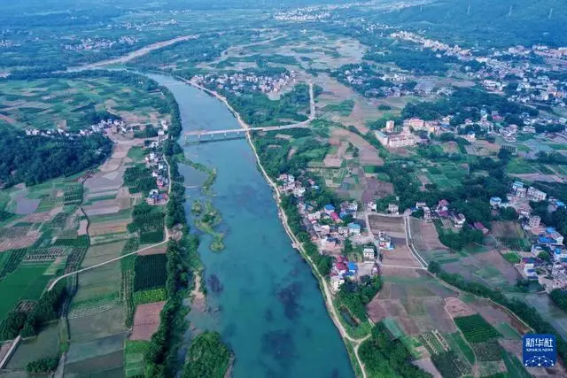 而今迈步从头越——写在中央红军长征出发90周年之际