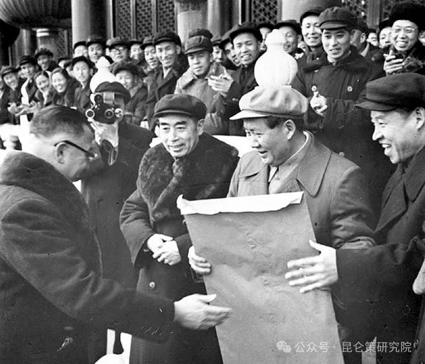 毛泽东的社会主义革命思想