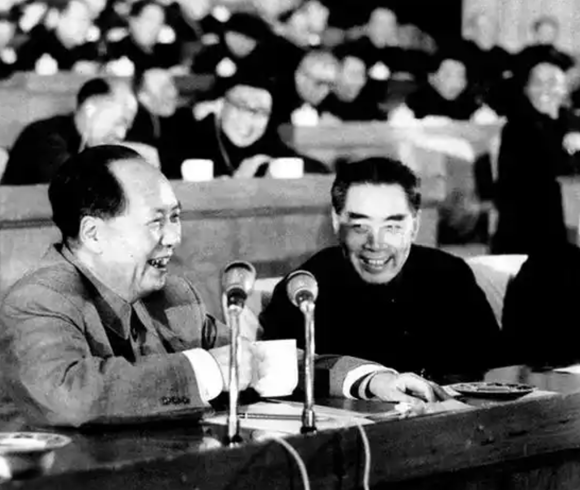 【周恩来】毛泽东的伟大所在